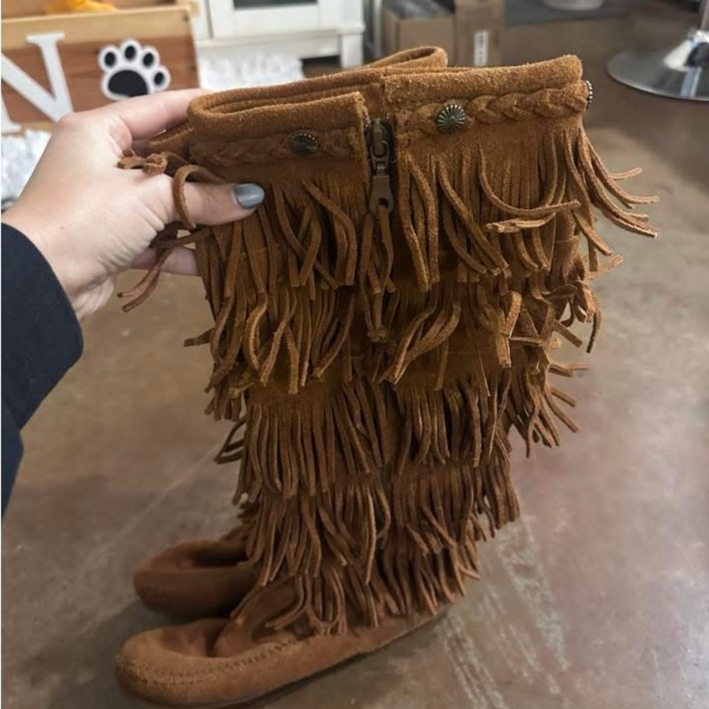 Minnetonka Brown Fringe Suede Boots